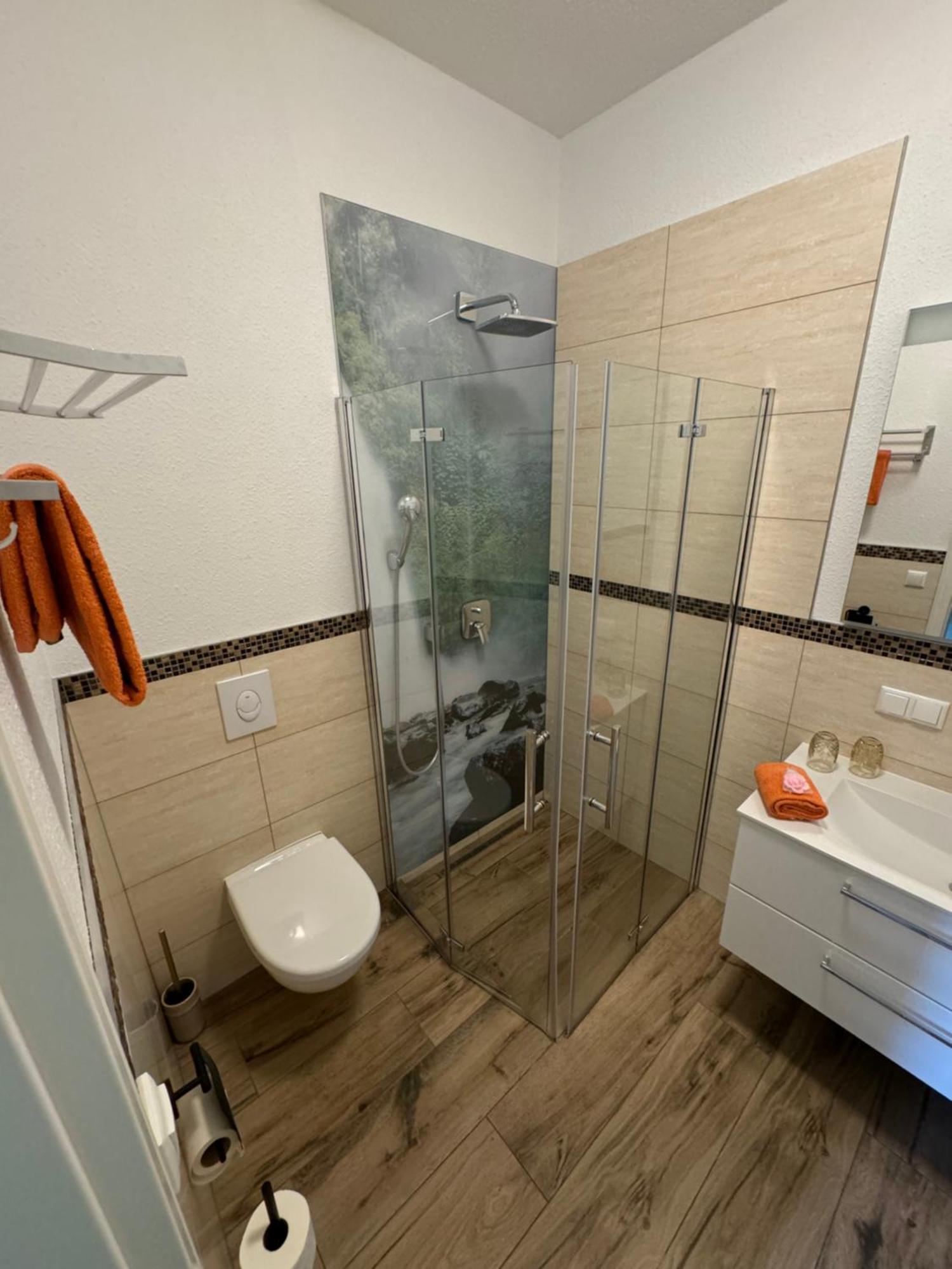 Bed & Breakfast Am Waldguertel Forst  Exterior foto